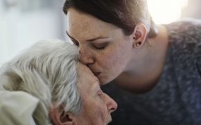 Seguro médico para mayores de 70 años: Mejores opciones